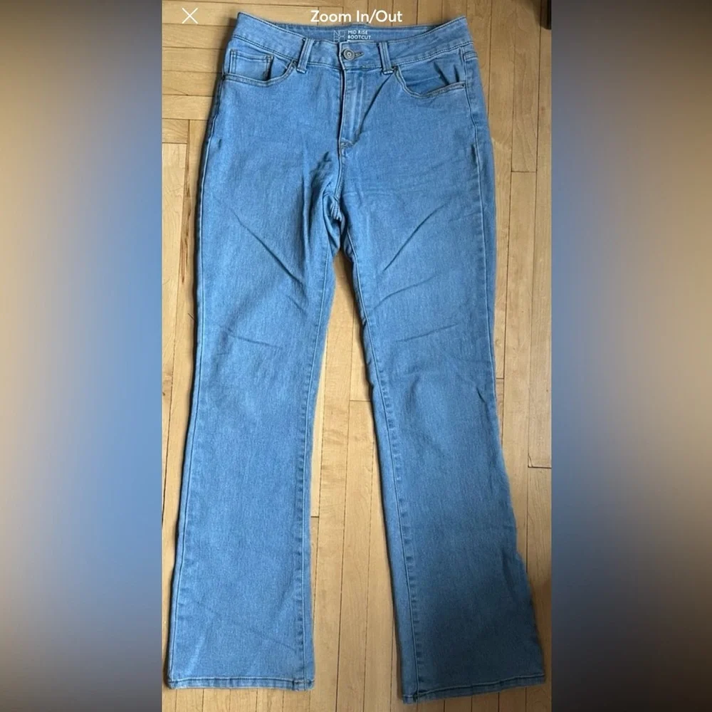 Bootcut Jeans - Picture 2 of 4